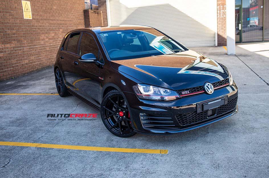 VOLKSWAGEN GOLF KPS MATTE BLACK
